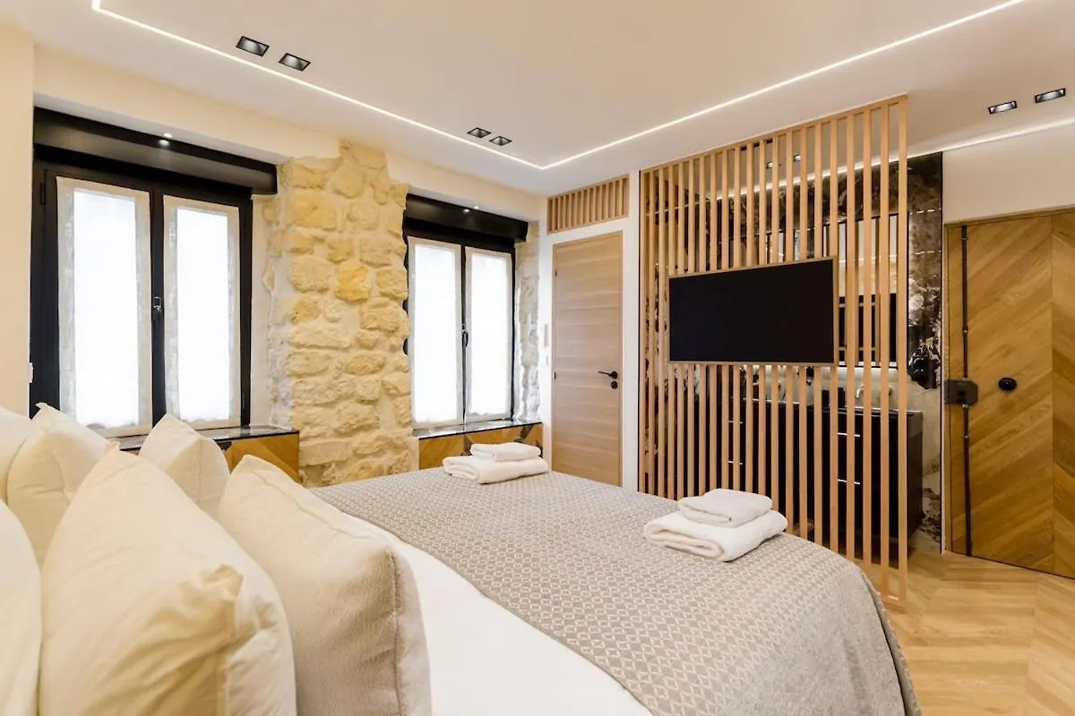B1 Beautiful, Luxury Near Eiffel Tower Sleeps Ac Apartment Paris France