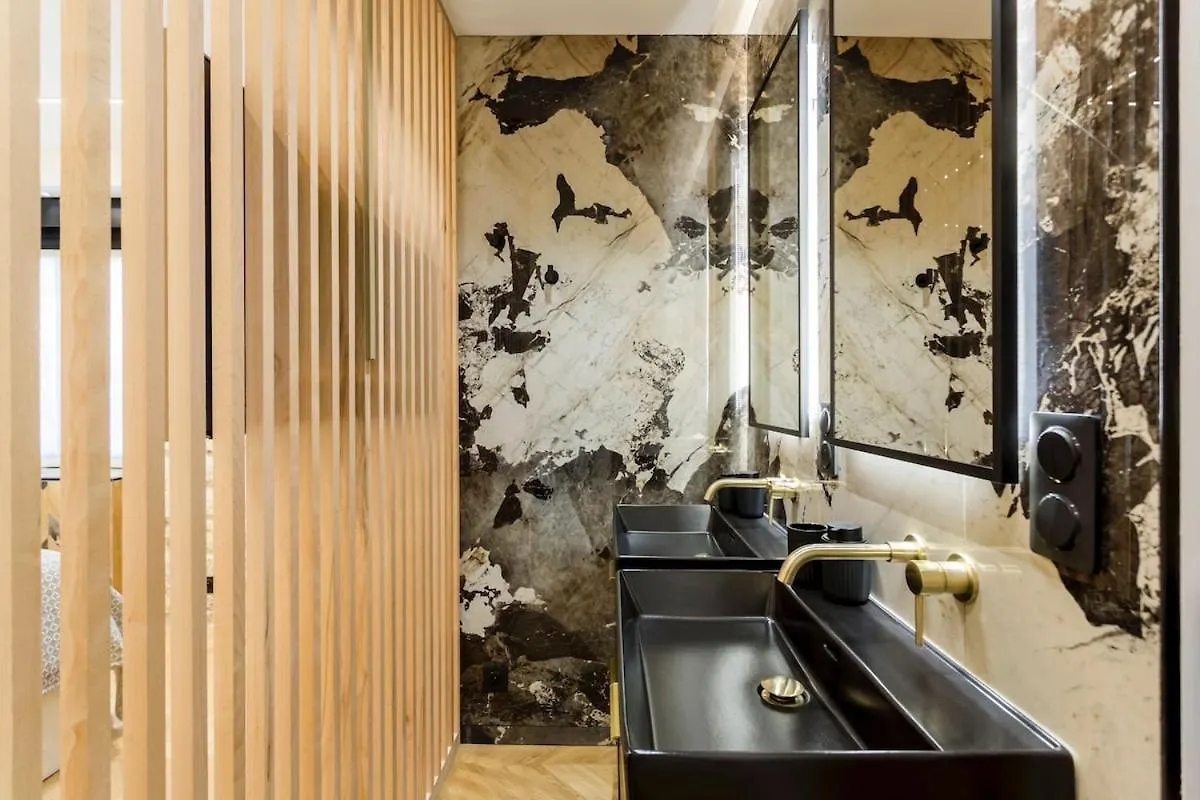 B1 Beautiful, Luxury Near Eiffel Tower Sleeps Ac Appartement Parijs 0*,